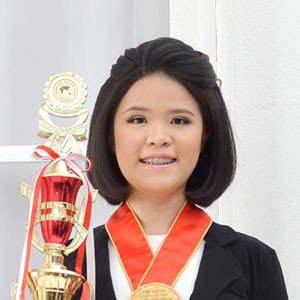 Crystal Cokro
